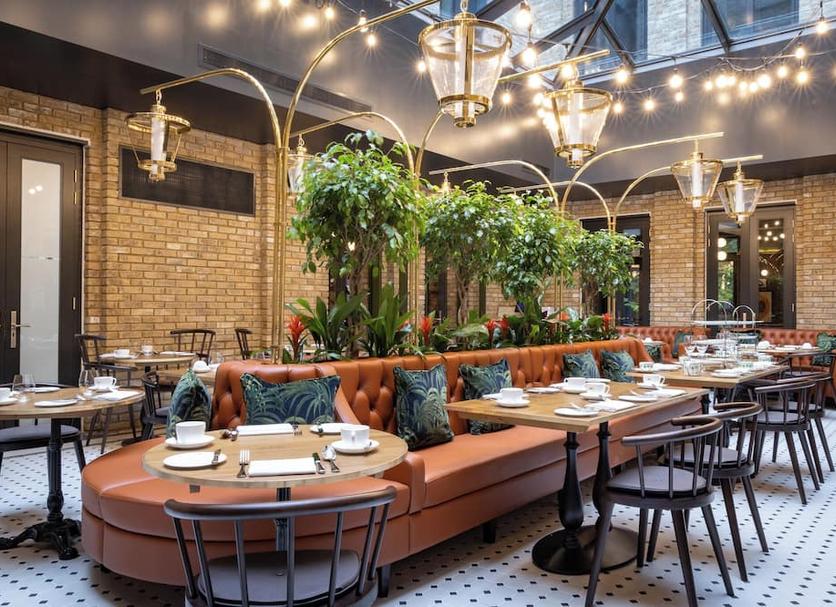 Restaurant Photo