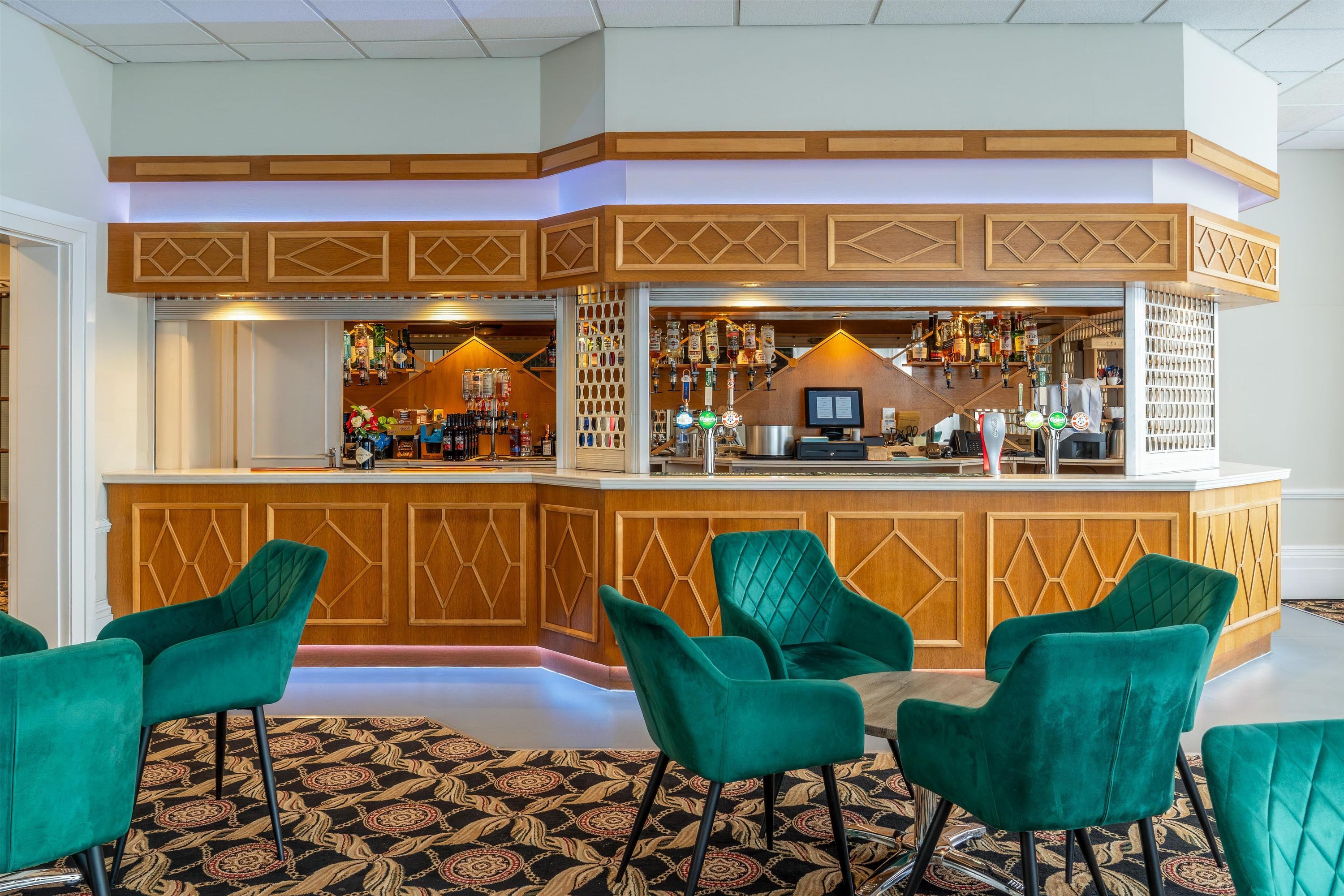 Bar