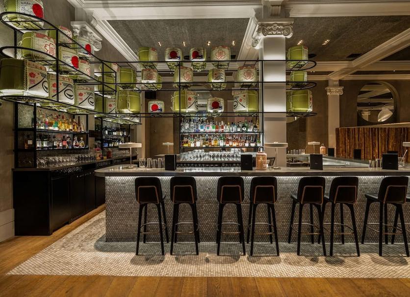 Bar Photo