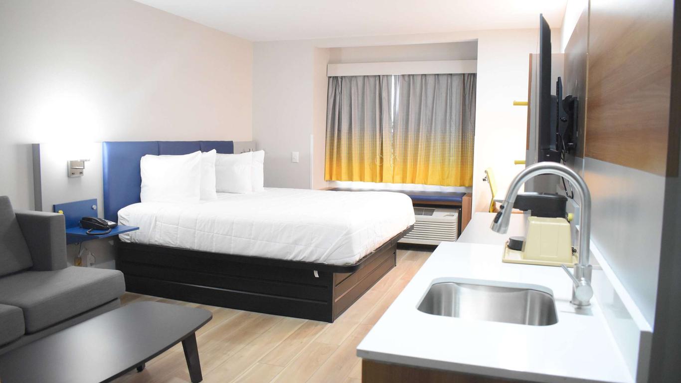 Microtel Inn & Suites by Wyndham Norcross