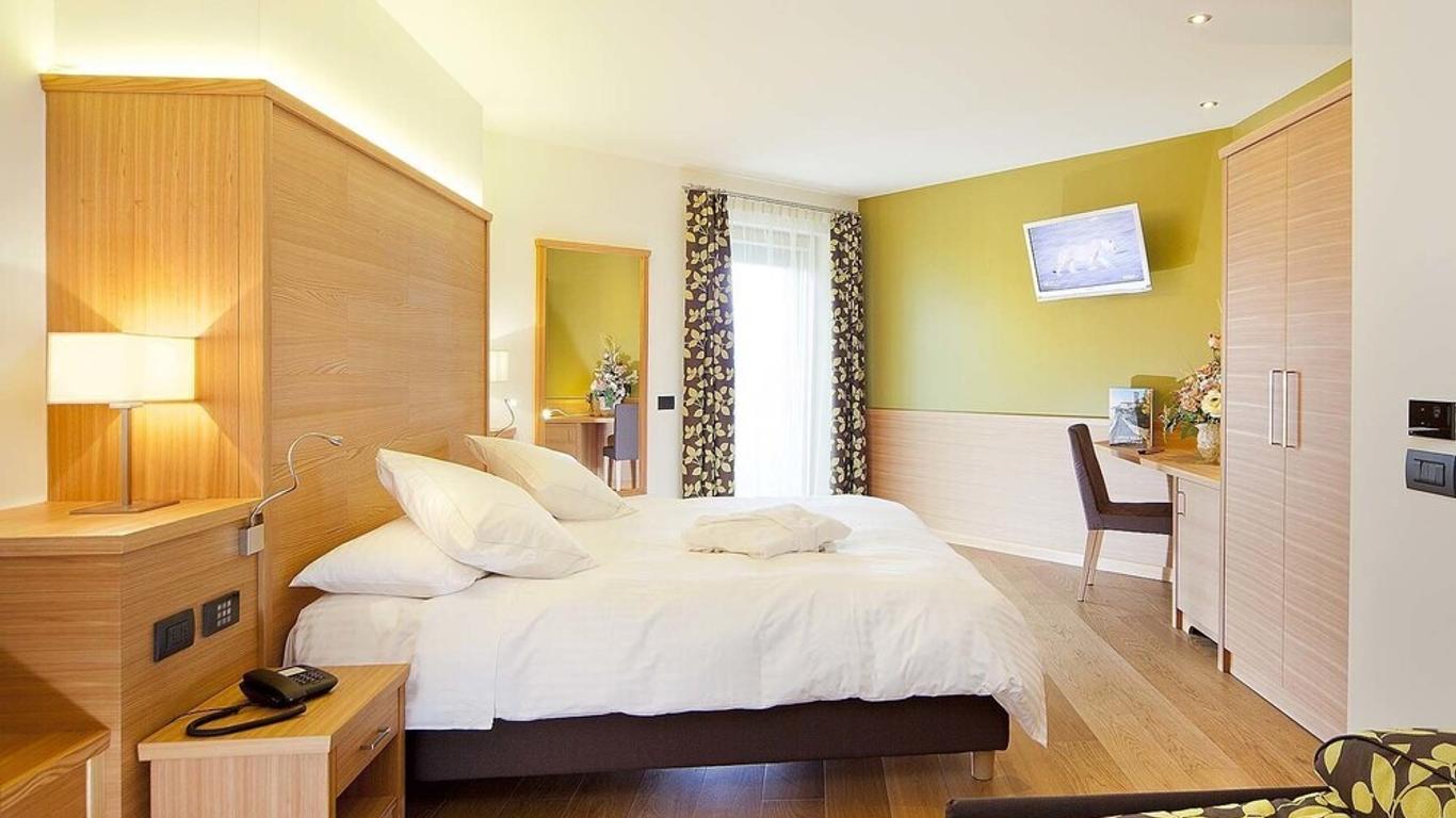 Viridis Hotel
