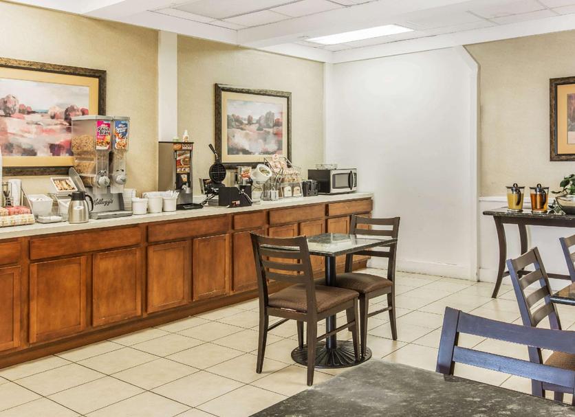 Buffet Photo