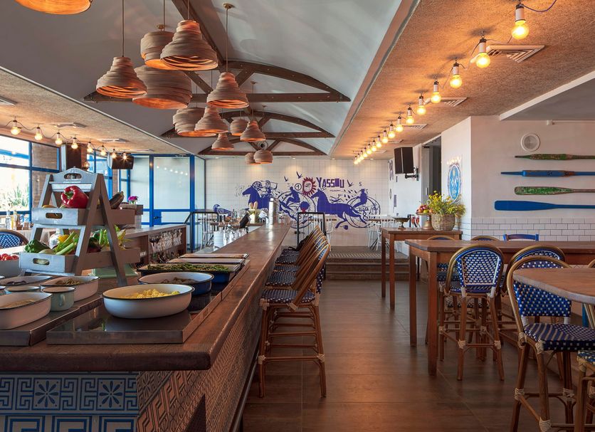 Restaurant Photo
