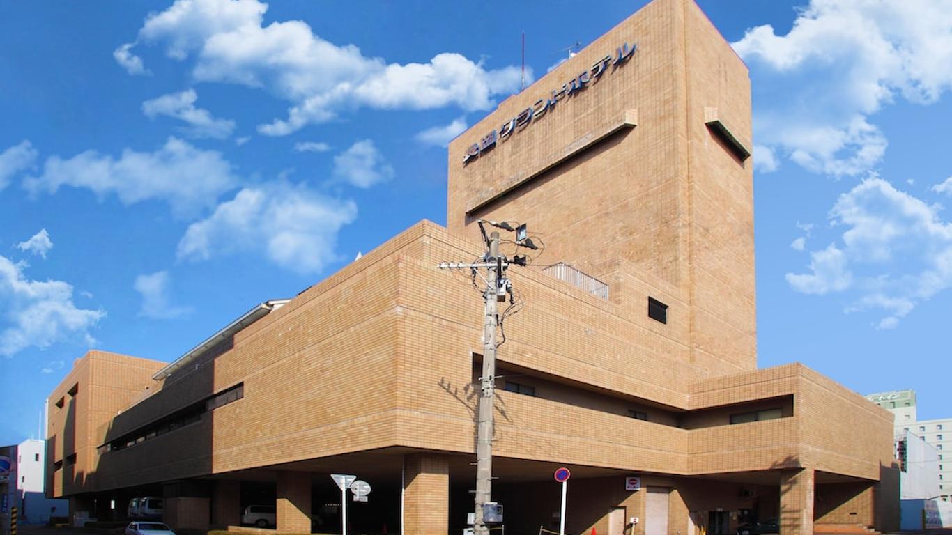Nagaoka Grand Hotel
