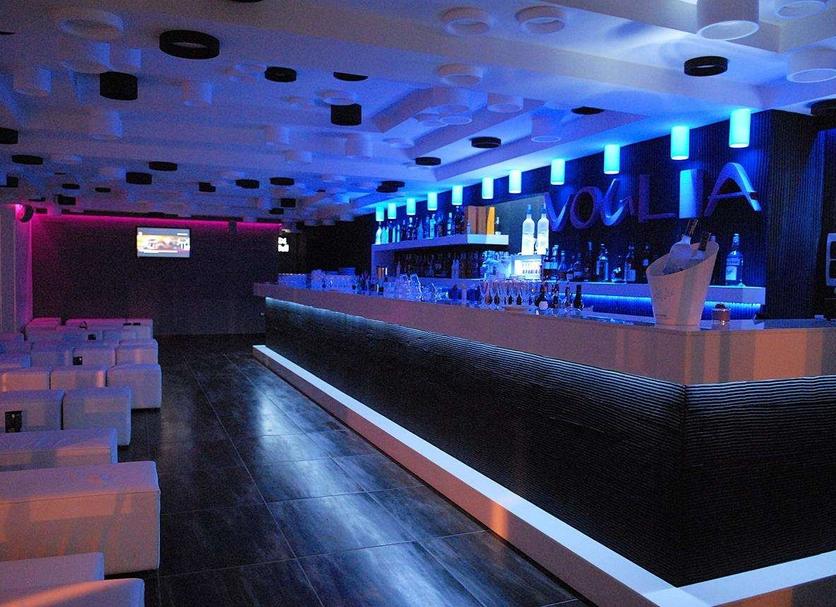 Bar Photo