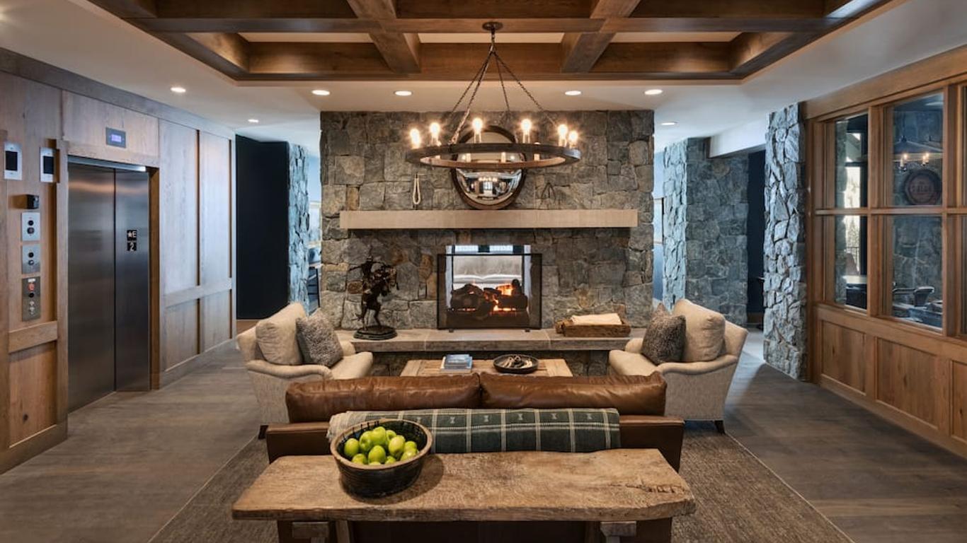 The Snowpine Lodge