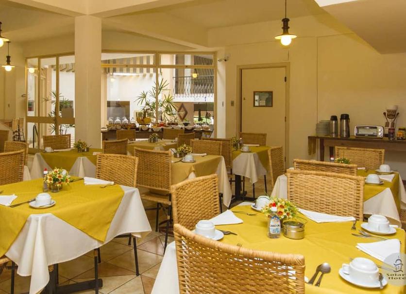 Restaurant Photo