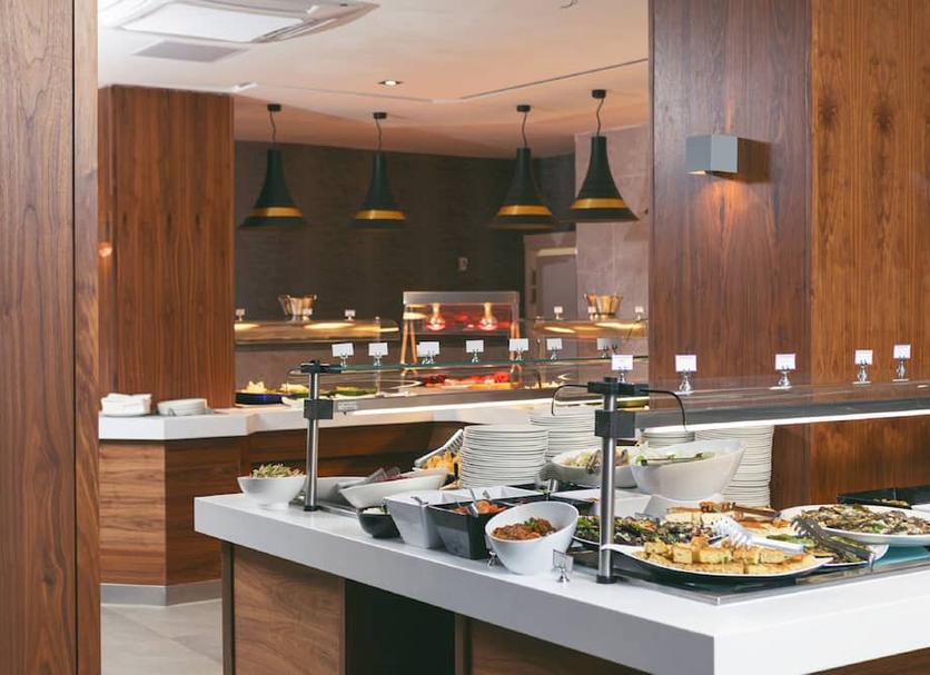 Buffet Photo