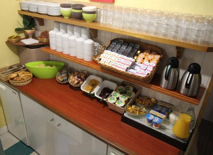 Buffet Photo