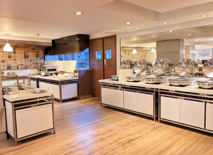 Buffet Photo