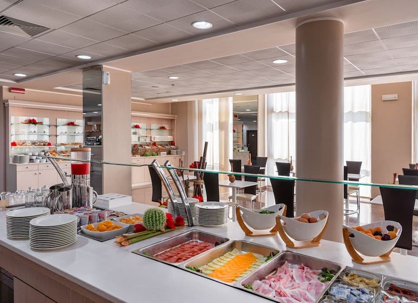 Buffet Photo