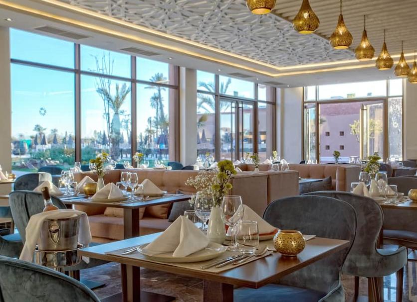 Restaurant Photo
