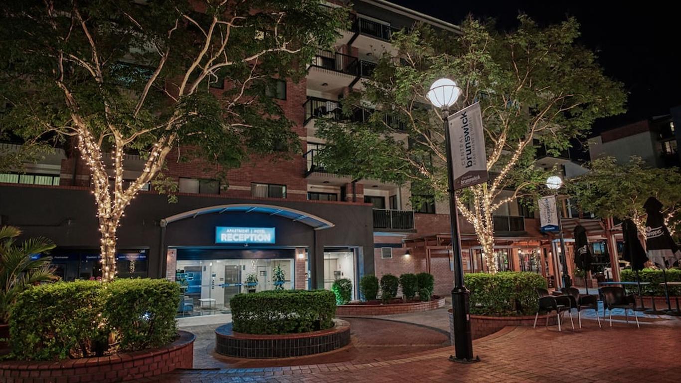 Central Brunswick Apartment Hotel