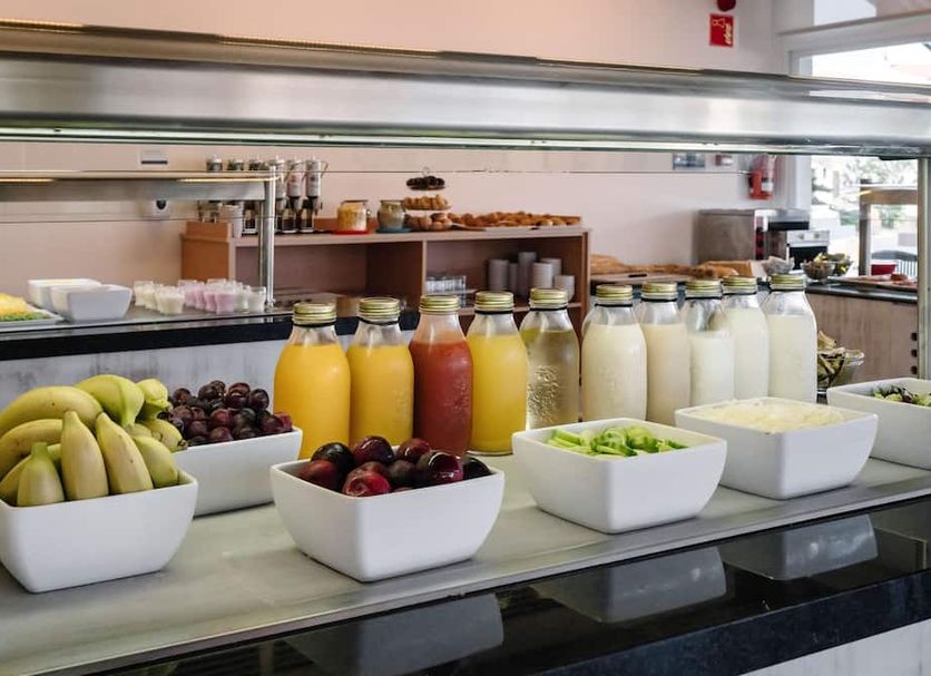 Buffet Photo