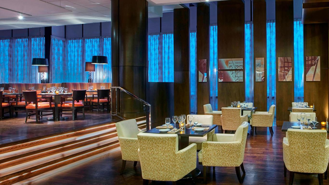 Teaneck Marriott at Glenpointe
