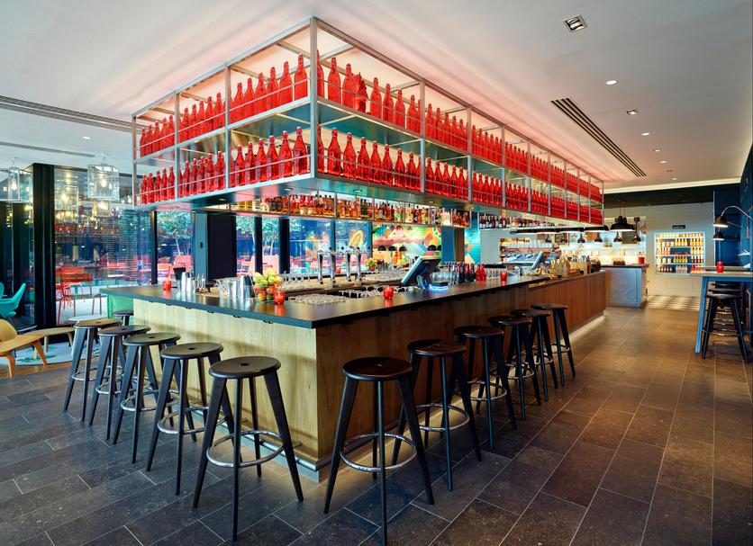 Bar Photo