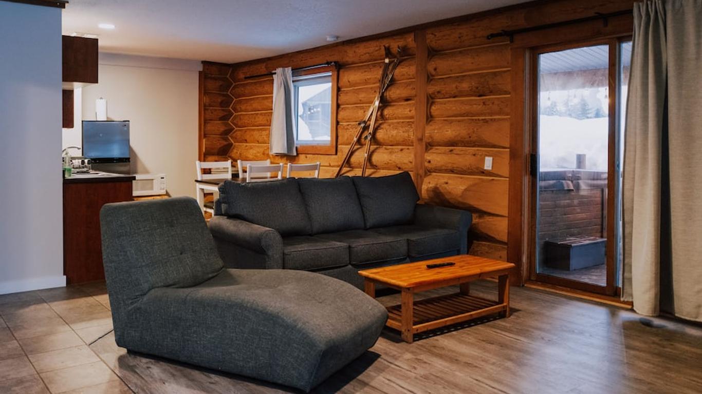 Glacier House Resort