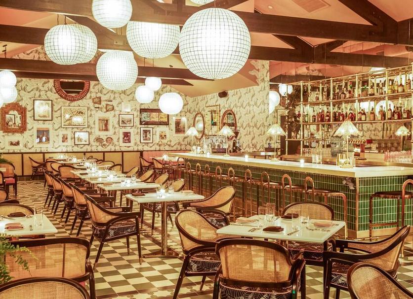 Restaurant Photo