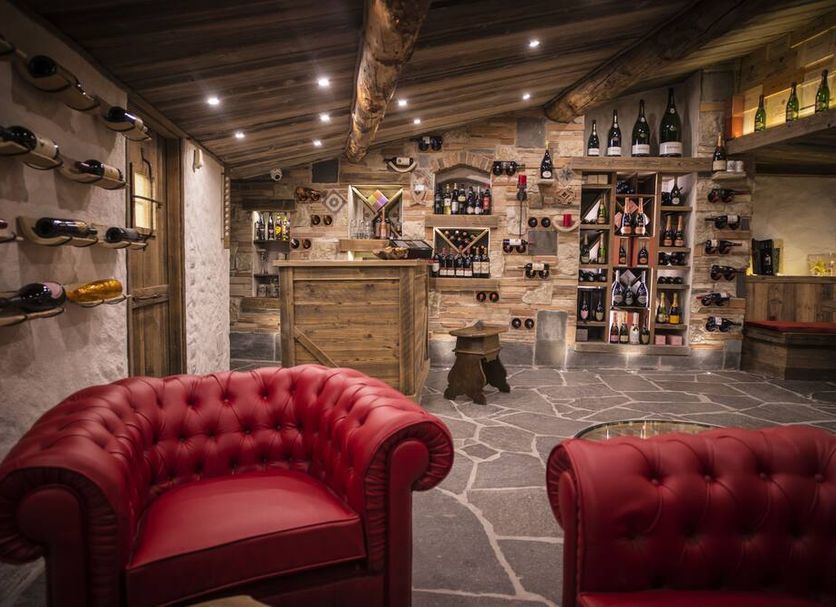 Bar Photo