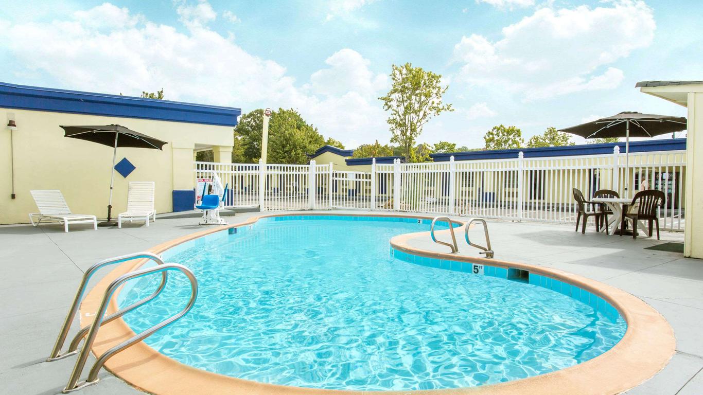 Days Inn by Wyndham Virginia Beach Town Center