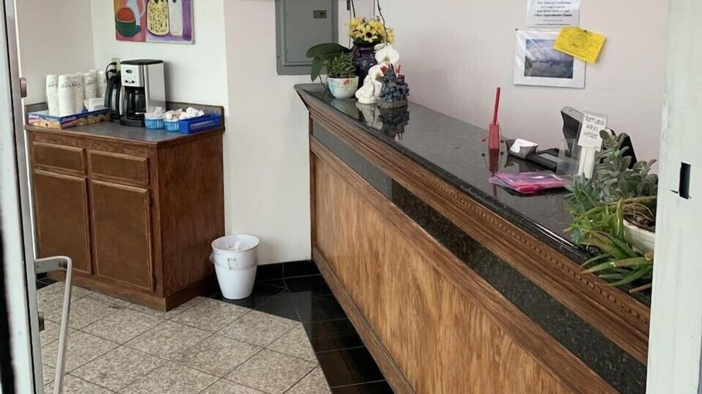 Economy Inn Seaside