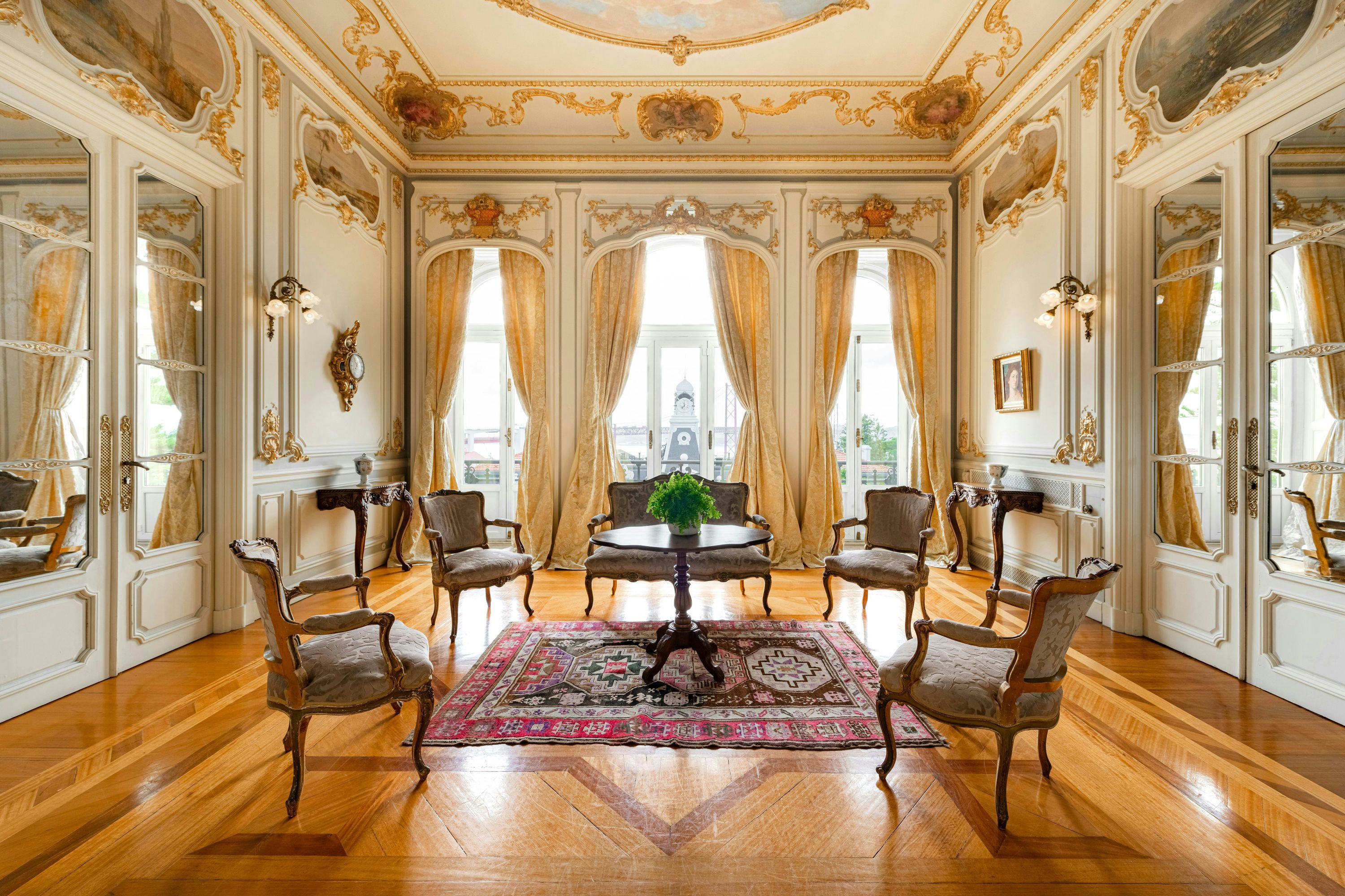 Salon