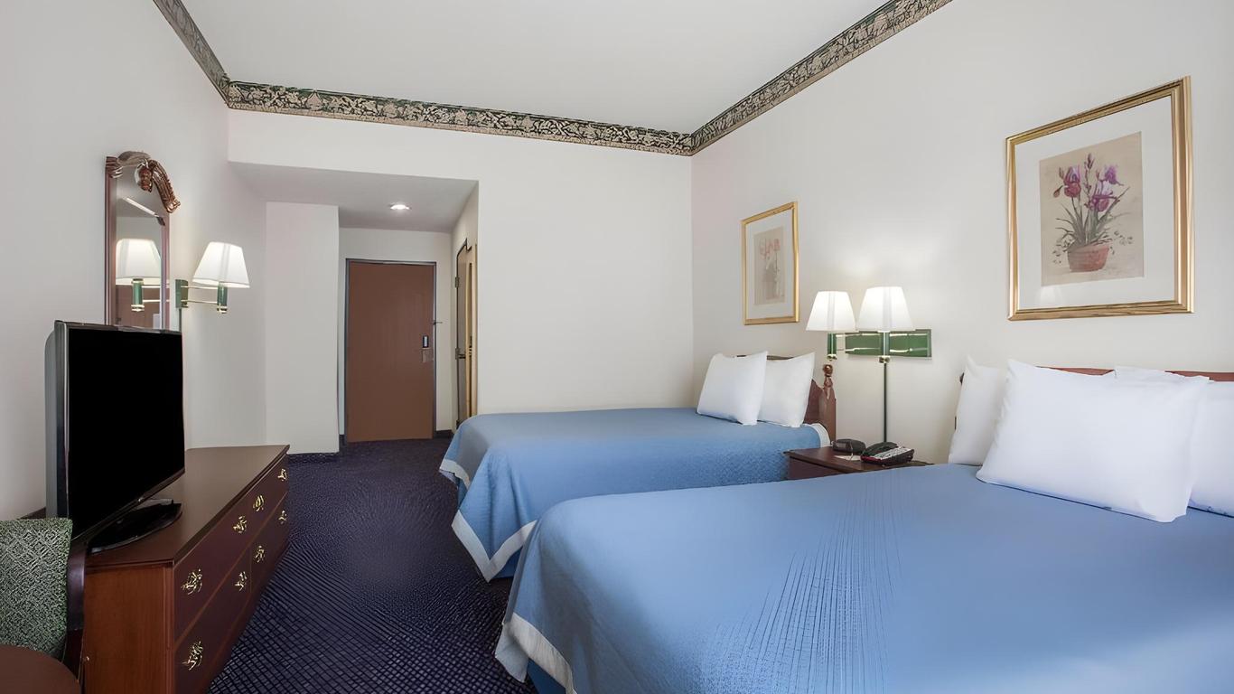 Jesup Inn and Suites