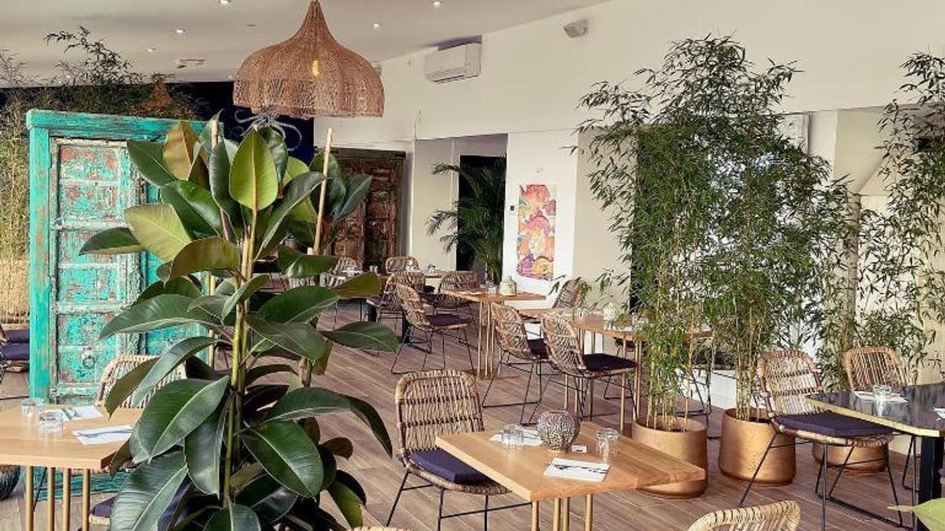 Hotel Restaurant La Cote Revee