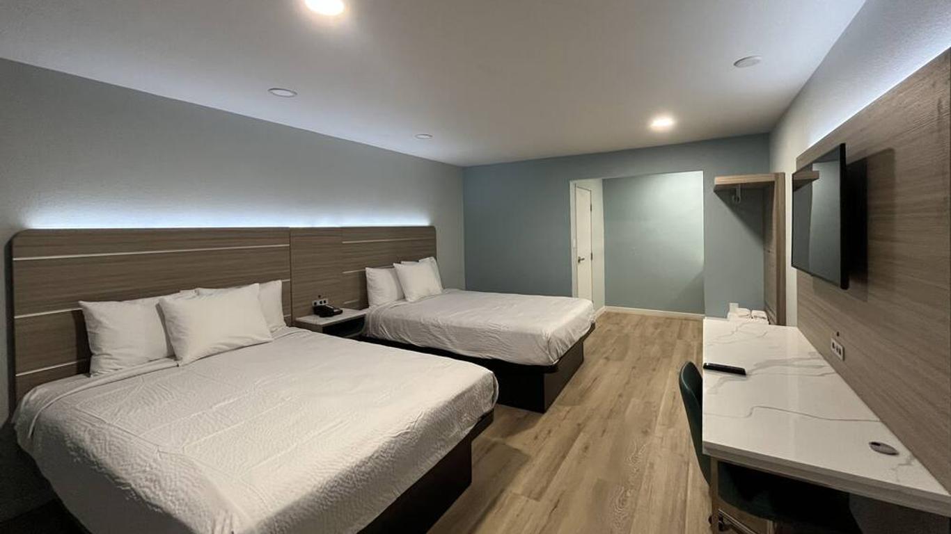 Travelodge by Wyndham Fairplex Pomona