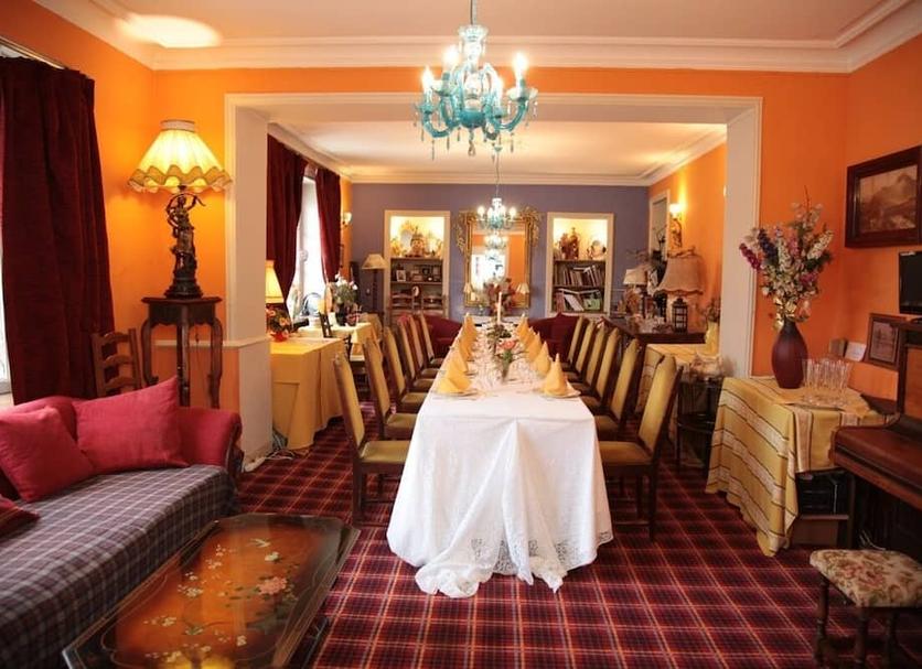 Restaurant Photo