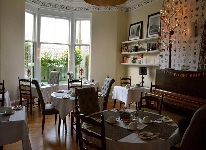 Restaurant Photo