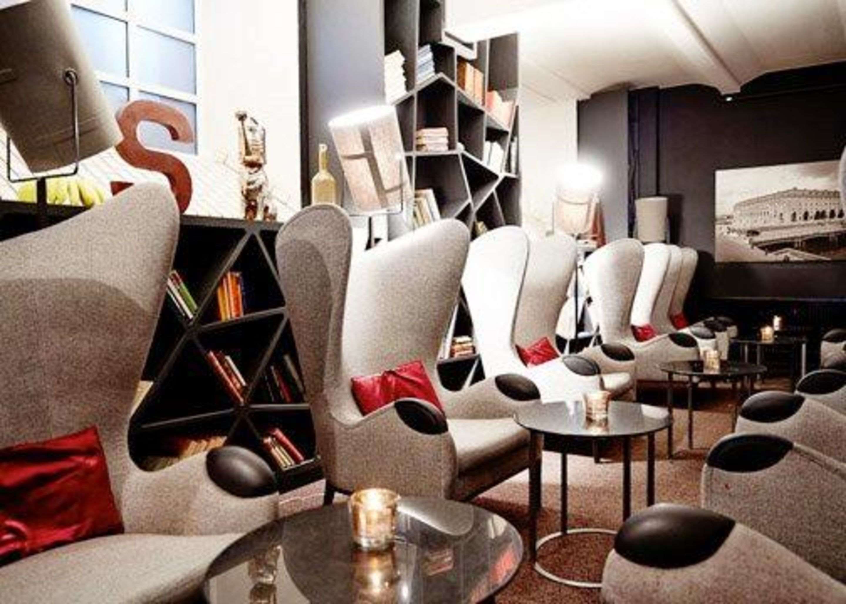 Salon