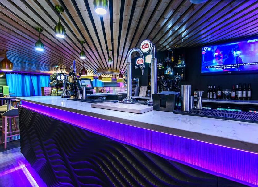 Bar Photo
