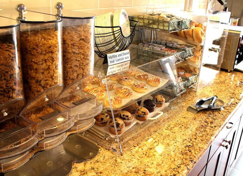 Buffet Photo