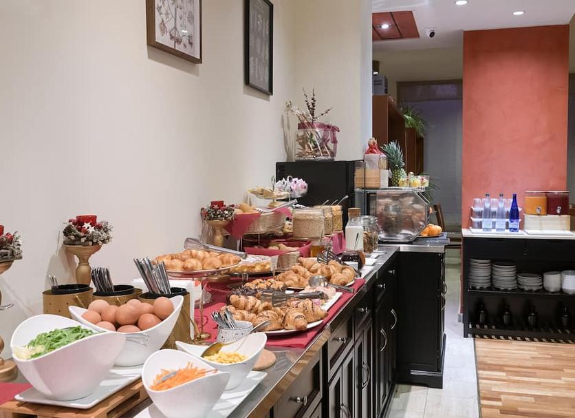 Buffet Photo
