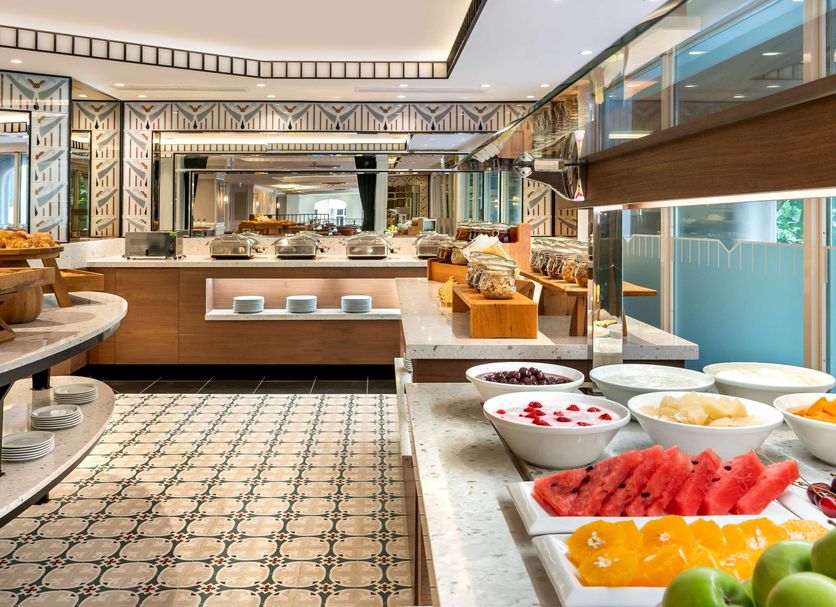 Buffet Photo