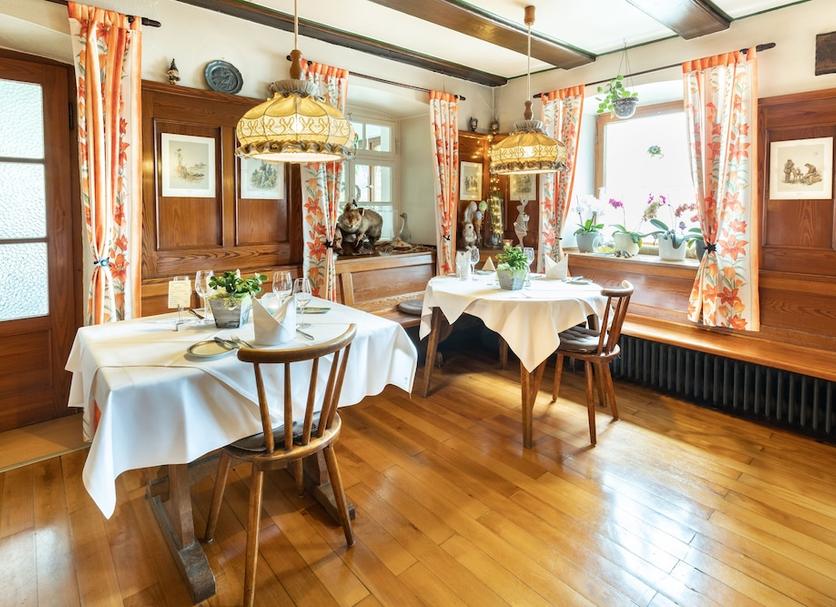 Restaurant Photo