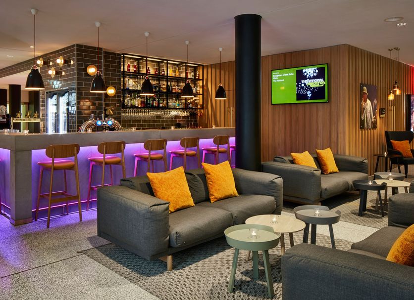 Bar Photo