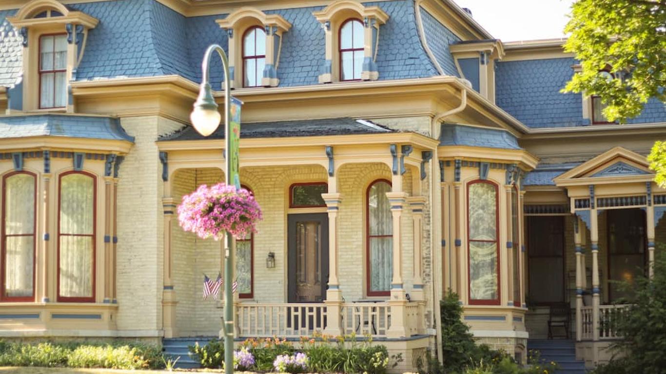 Hamilton House