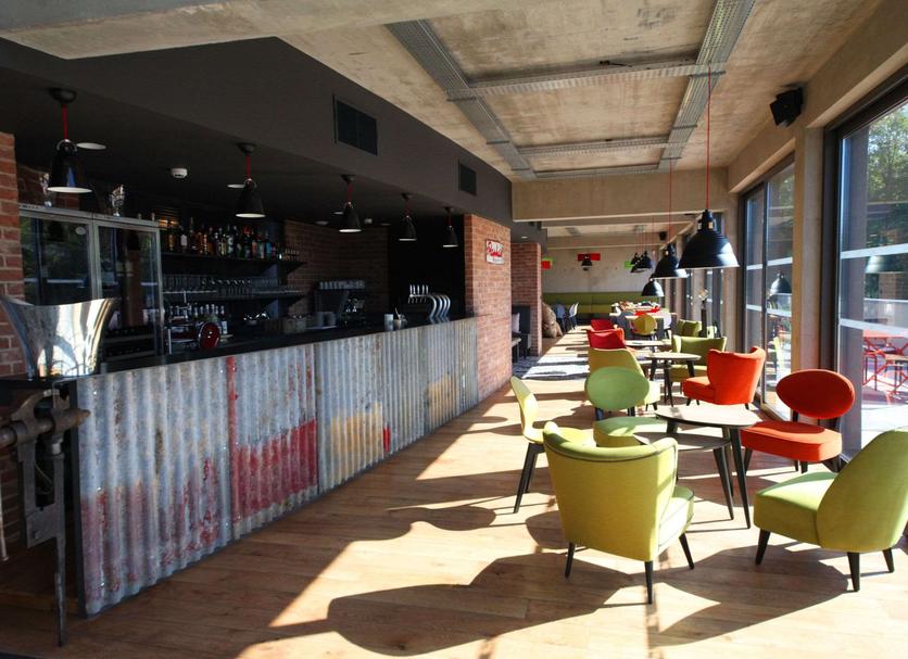 Bar Photo