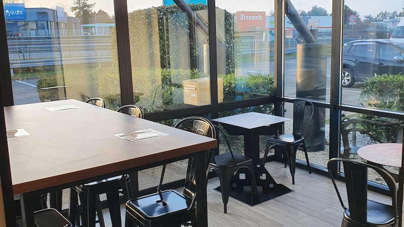 Kyriad Direct Orleans - Olivet - La Source
