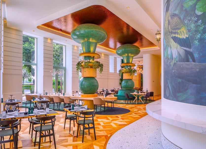 Restaurant Photo