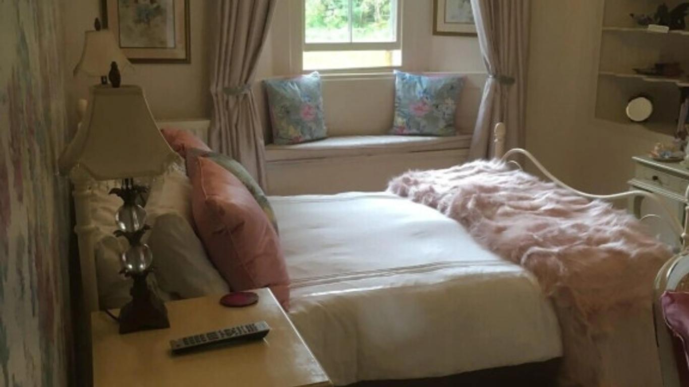 Littlebank Country House