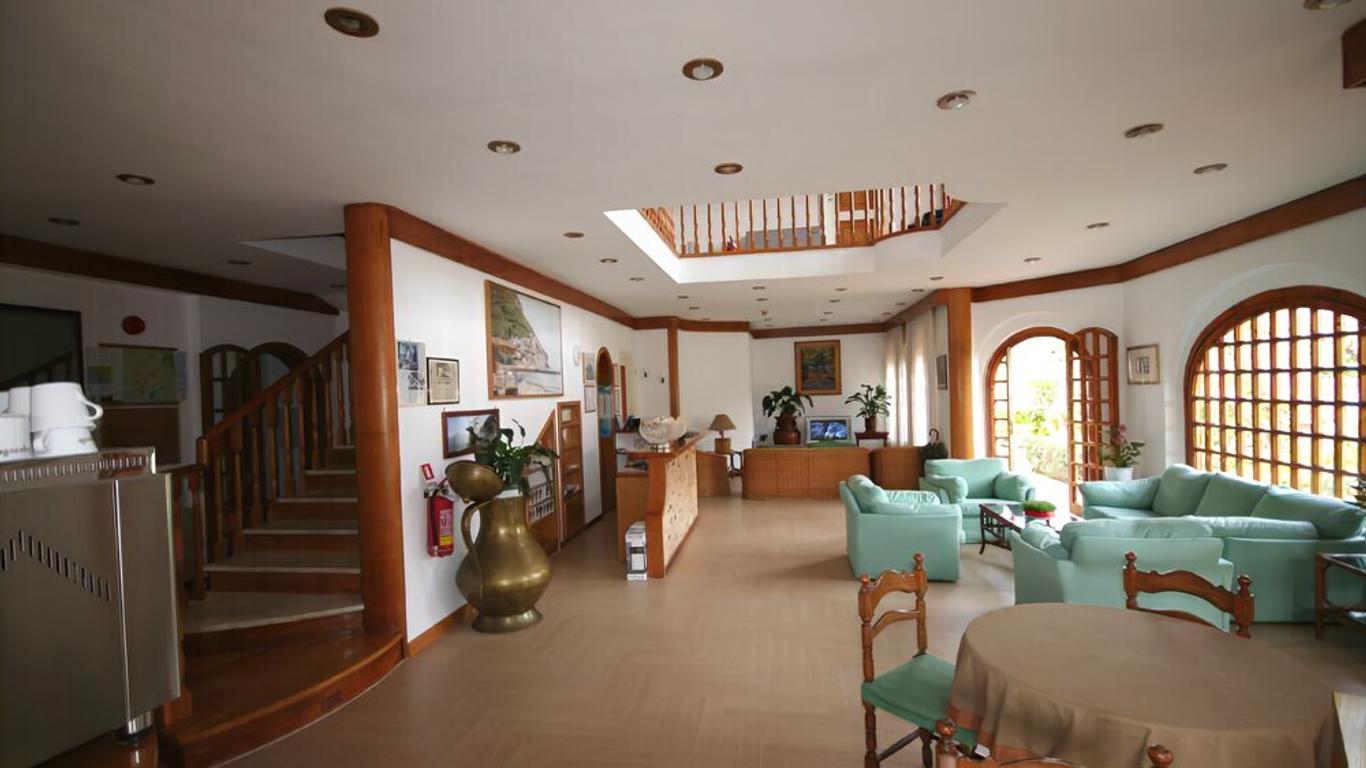 Mami Sabaudia Hotel