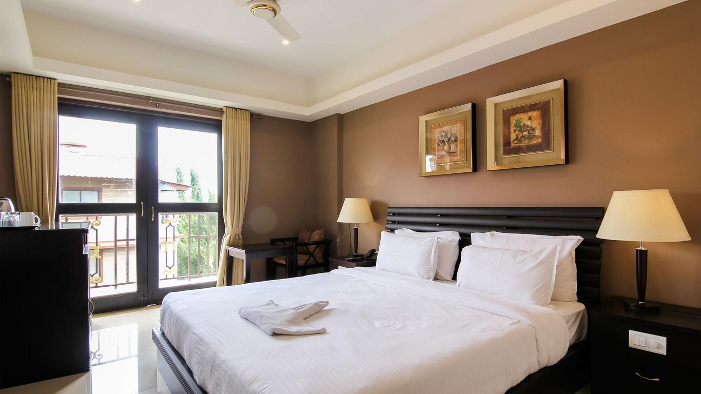 Seasons Hotel & Spa