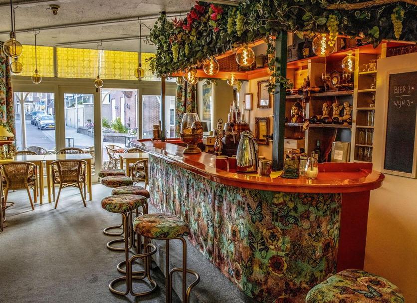 Bar Photo