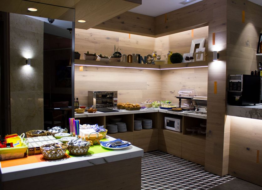 Buffet Photo