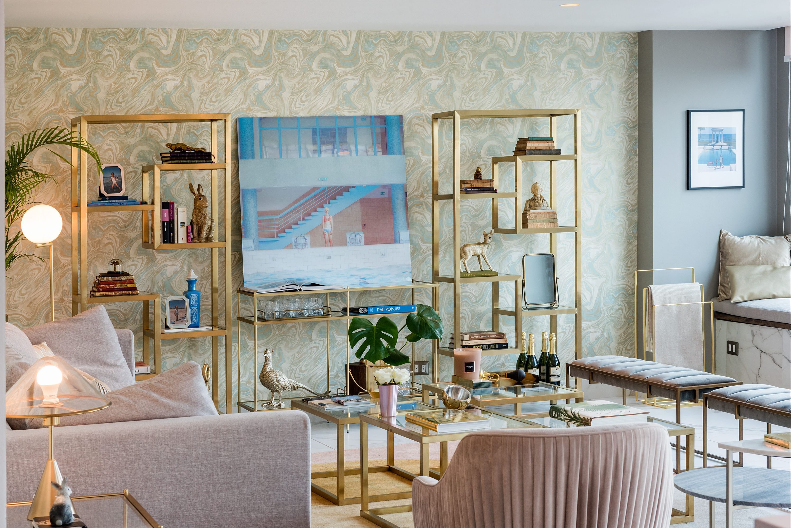 Salon