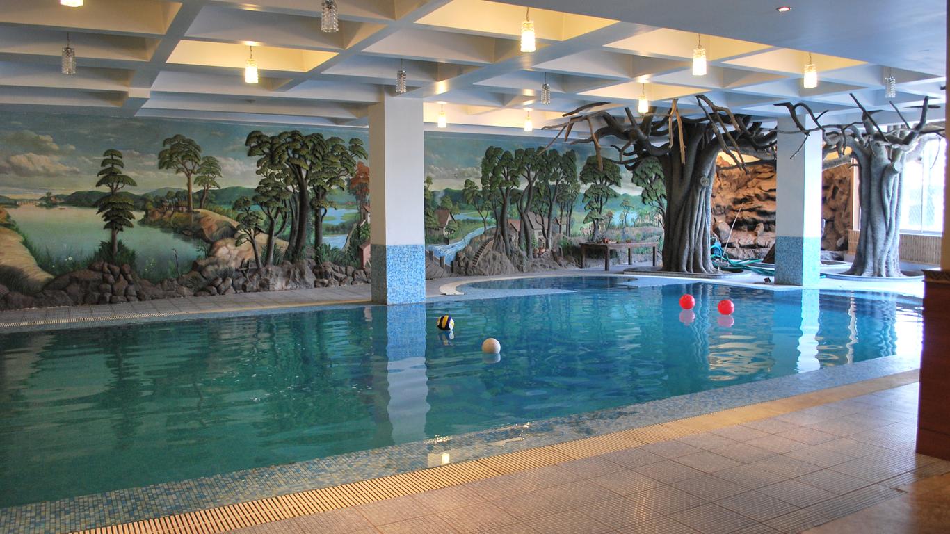 Hotel Millennium