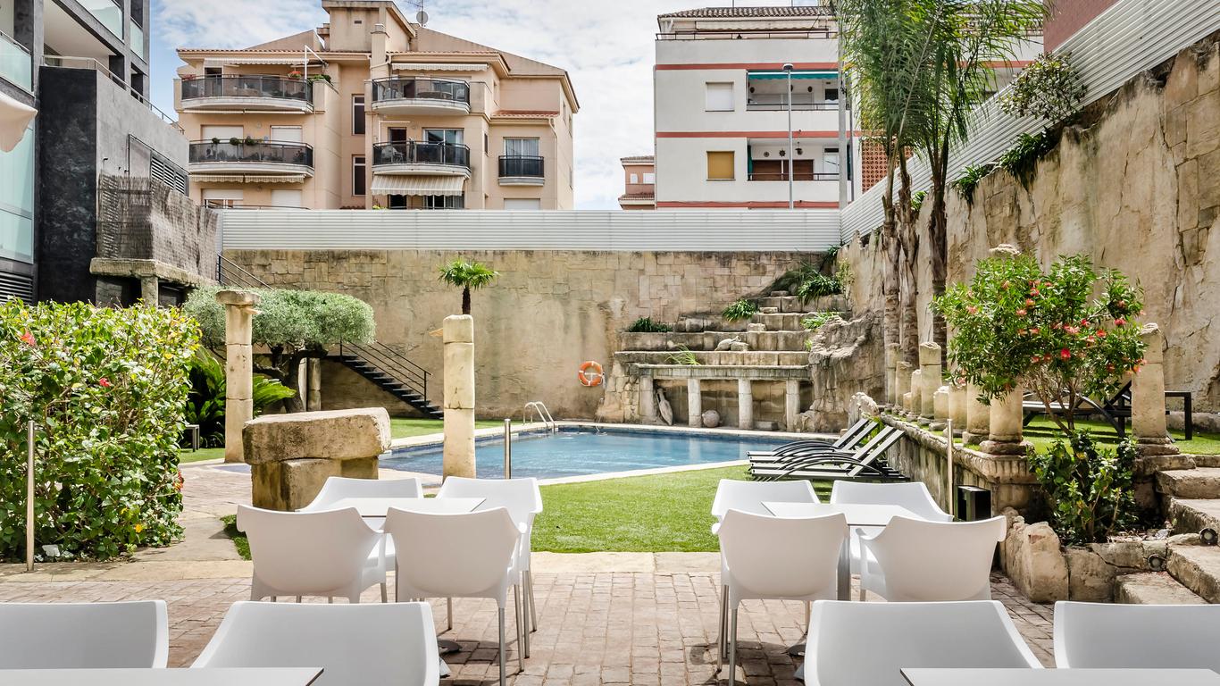 Exe Cunit Suites & Spa
